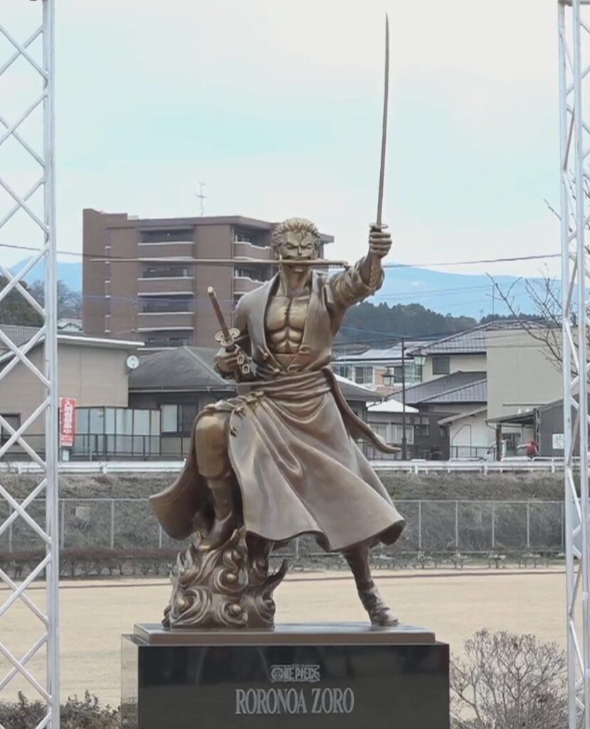 One Piece Zoro Statue 4 829x1024